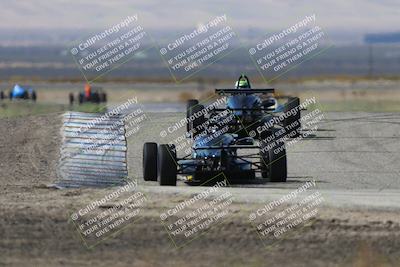 media/Oct-26-2025-CalClub SCCA (Sun) [[8ce1e69566]]/Group 3/Grapevine/